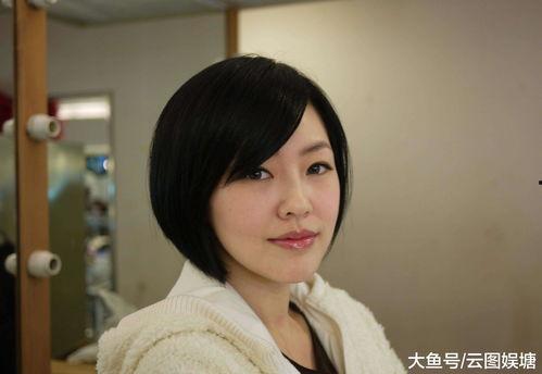 娱乐吃瓜君塑料姐妹花