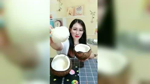 娱乐吃瓜姐视频原声,揭秘娱乐圈幕后真相，带你领略明星们的真实生活