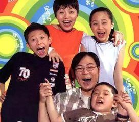 娱乐吃瓜小花演戏,吃瓜之余，演技绽放