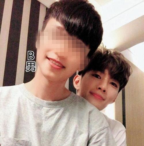 娱乐吃瓜酱加男朋友,娱乐吃瓜酱与男友的甜蜜日常揭秘